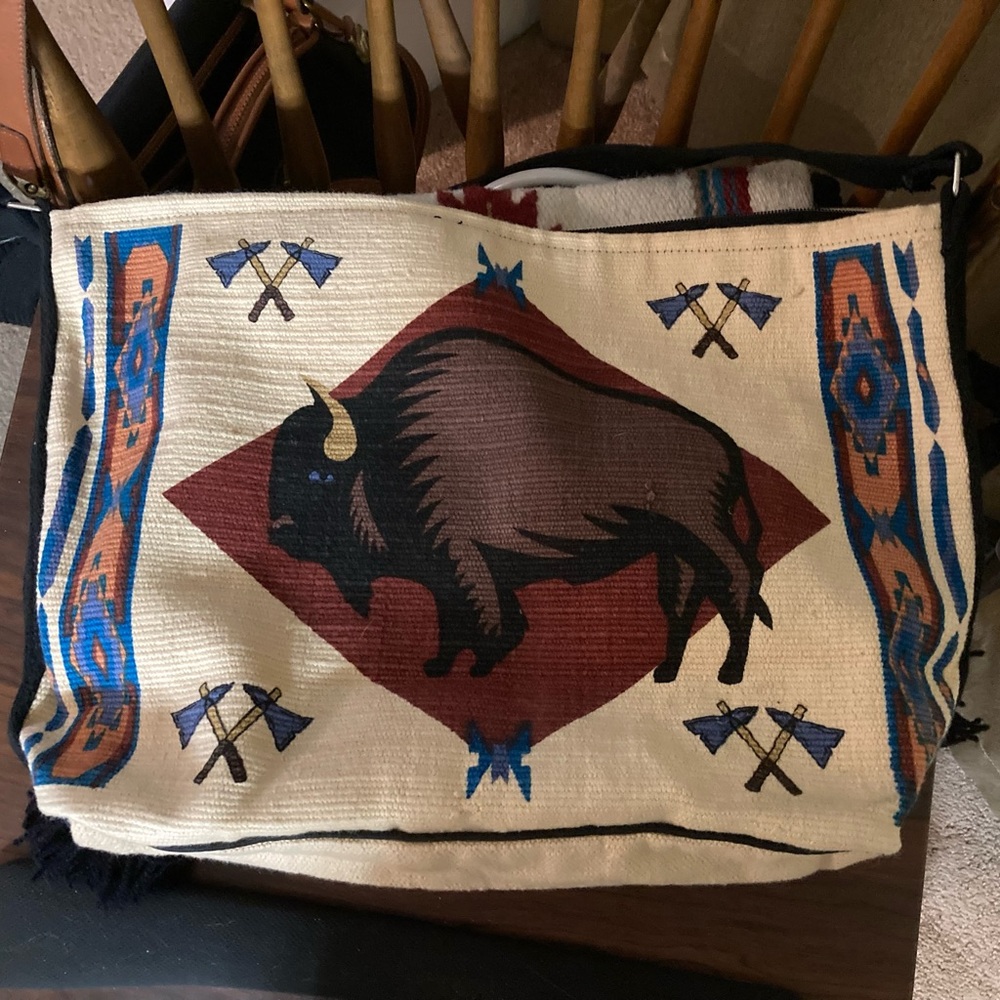 Buffalo Printed Shoulder Bag with zipper